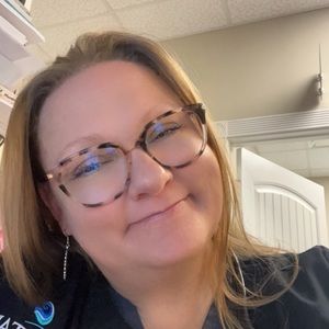 Meet your Posher, Melanie